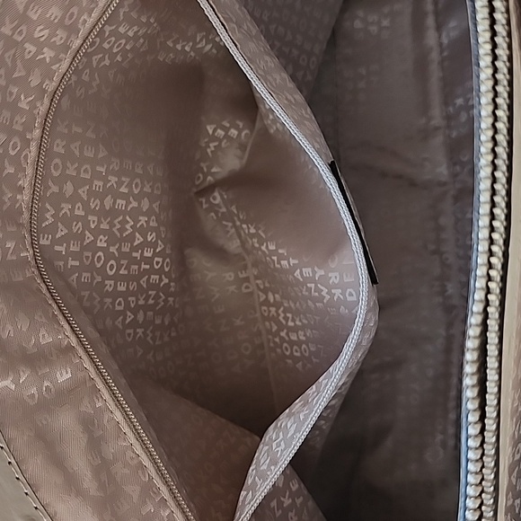 KATE SPADE Elegant Cream Handbag - Picture 9 of 11